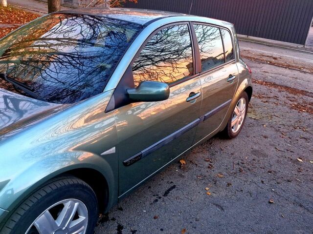 Зелений Рено Меган, об'ємом двигуна 2 л та пробігом 185 тис. км за 5000 $, фото 8 на Automoto.ua