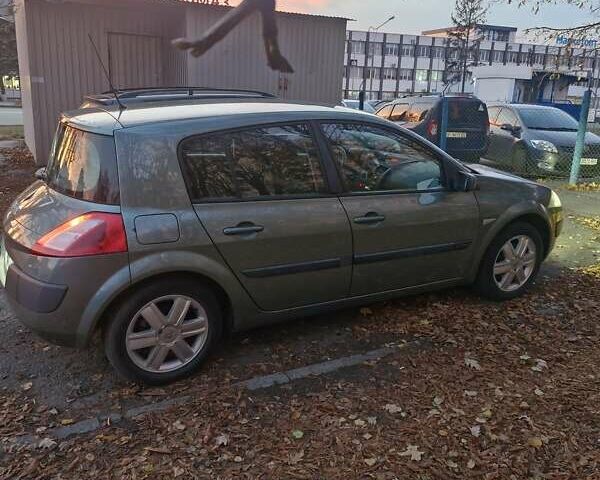 Зелений Рено Меган, об'ємом двигуна 2 л та пробігом 185 тис. км за 5000 $, фото 2 на Automoto.ua