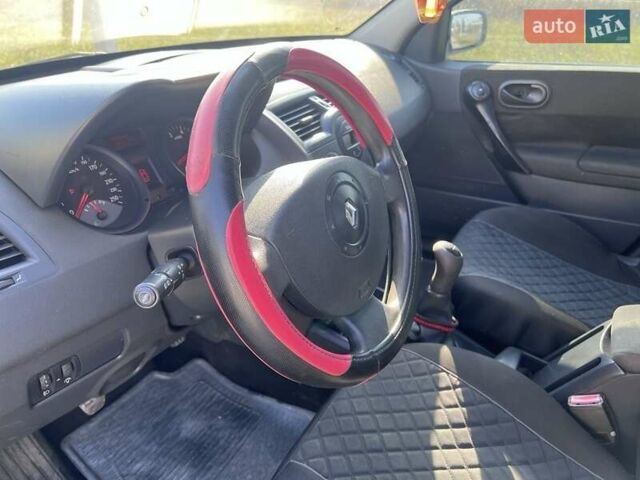 Зелений Рено Меган, об'ємом двигуна 1.6 л та пробігом 308 тис. км за 3420 $, фото 11 на Automoto.ua