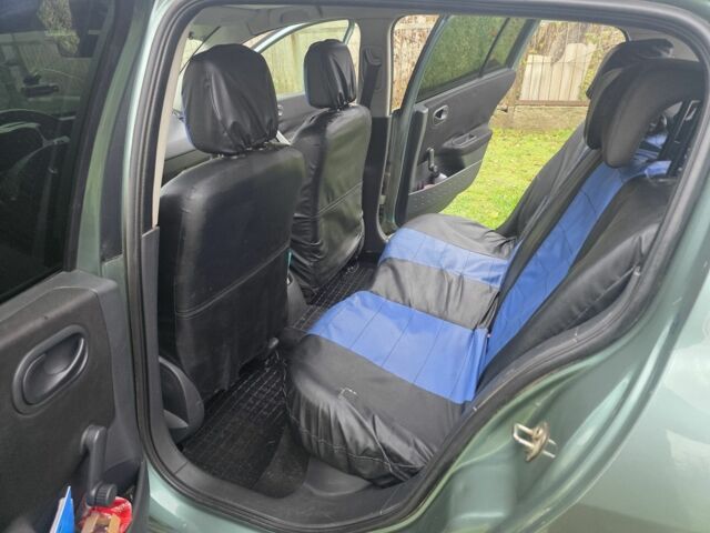 Зеленый Рено Меган, объемом двигателя 1.4 л и пробегом 203 тыс. км за 4199 $, фото 1 на Automoto.ua