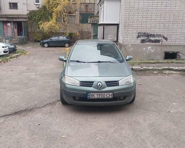 Зеленый Рено Меган, объемом двигателя 2 л и пробегом 350 тыс. км за 4600 $, фото 6 на Automoto.ua
