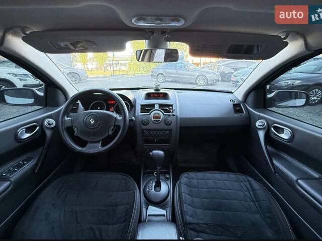 Зеленый Рено Меган, объемом двигателя 1.6 л и пробегом 163 тыс. км за 5300 $, фото 8 на Automoto.ua