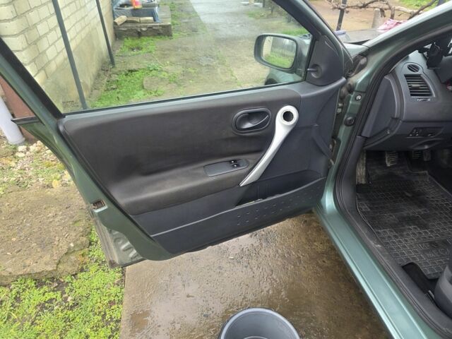 Зеленый Рено Меган, объемом двигателя 1.4 л и пробегом 203 тыс. км за 4199 $, фото 13 на Automoto.ua