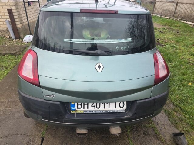Зеленый Рено Меган, объемом двигателя 1.4 л и пробегом 203 тыс. км за 4199 $, фото 11 на Automoto.ua