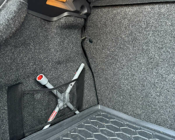 Зеленый Рено Меган, объемом двигателя 1.6 л и пробегом 109 тыс. км за 4900 $, фото 14 на Automoto.ua