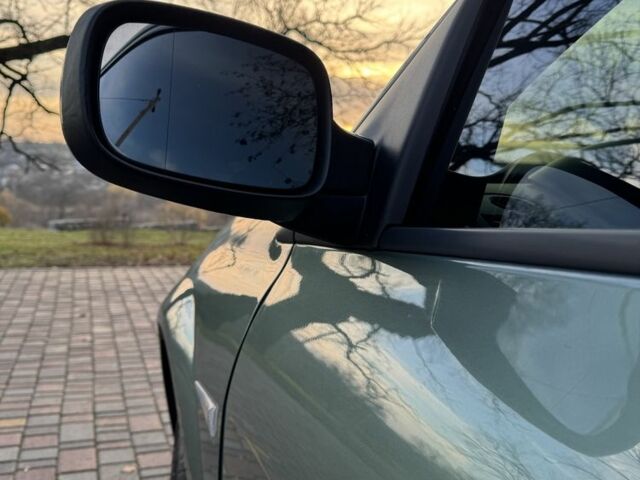 Зелений Рено Меган, об'ємом двигуна 1.6 л та пробігом 111 тис. км за 4000 $, фото 15 на Automoto.ua