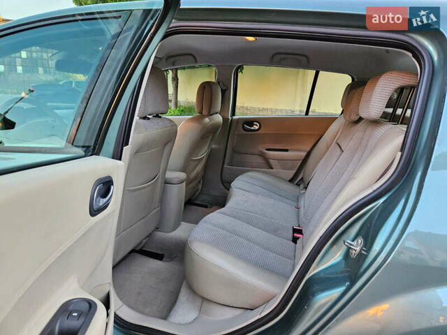 Зеленый Рено Меган, объемом двигателя 1.6 л и пробегом 221 тыс. км за 4999 $, фото 23 на Automoto.ua