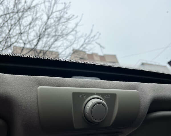 Зелений Рено Меган, об'ємом двигуна 1.6 л та пробігом 152 тис. км за 6800 $, фото 8 на Automoto.ua