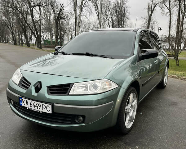 Зелений Рено Меган, об'ємом двигуна 1.6 л та пробігом 152 тис. км за 6800 $, фото 1 на Automoto.ua