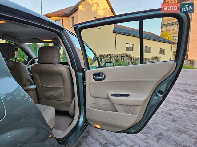 Зеленый Рено Меган, объемом двигателя 1.6 л и пробегом 221 тыс. км за 4999 $, фото 25 на Automoto.ua