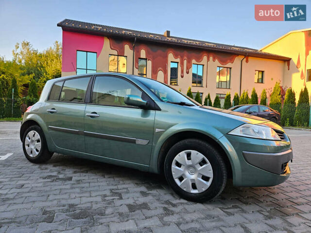 Зеленый Рено Меган, объемом двигателя 1.6 л и пробегом 221 тыс. км за 4999 $, фото 7 на Automoto.ua