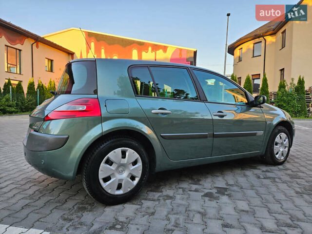 Зеленый Рено Меган, объемом двигателя 1.6 л и пробегом 221 тыс. км за 4999 $, фото 4 на Automoto.ua