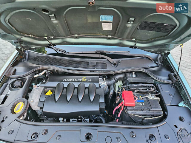 Зеленый Рено Меган, объемом двигателя 1.6 л и пробегом 221 тыс. км за 4999 $, фото 29 на Automoto.ua