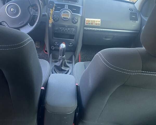 Зеленый Рено Меган, объемом двигателя 1.6 л и пробегом 235 тыс. км за 5000 $, фото 15 на Automoto.ua