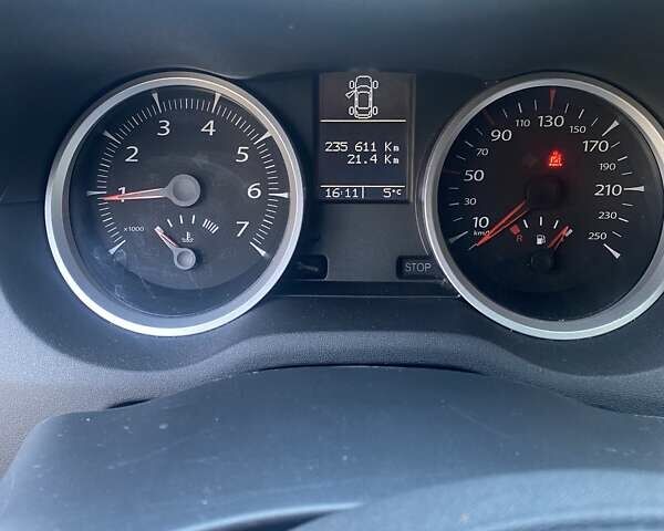 Зеленый Рено Меган, объемом двигателя 1.6 л и пробегом 235 тыс. км за 5000 $, фото 12 на Automoto.ua