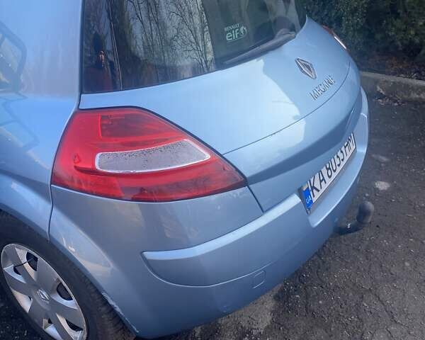 Зеленый Рено Меган, объемом двигателя 1.6 л и пробегом 235 тыс. км за 5000 $, фото 1 на Automoto.ua