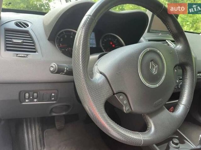 Зеленый Рено Меган, объемом двигателя 1.6 л и пробегом 235 тыс. км за 5000 $, фото 29 на Automoto.ua