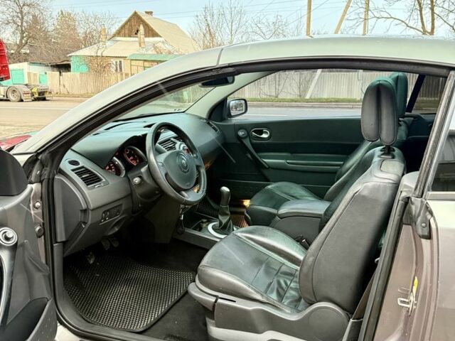 Зелений Рено Меган, об'ємом двигуна 0 л та пробігом 250 тис. км за 1950 $, фото 6 на Automoto.ua