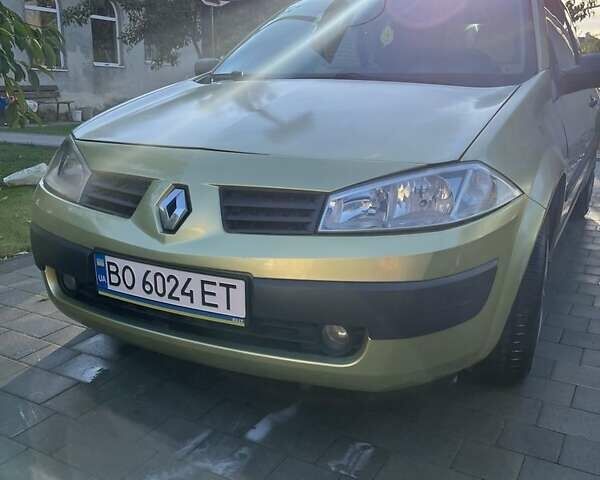 Зеленый Рено Меган, объемом двигателя 1.6 л и пробегом 247 тыс. км за 3200 $, фото 7 на Automoto.ua