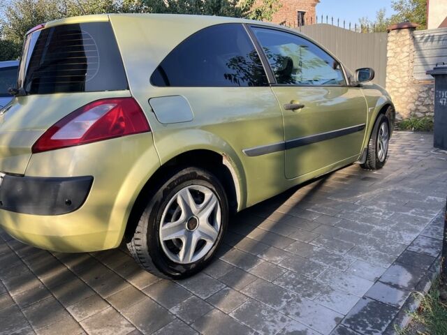 Рено Меган 2004 в Тернополе на Automoto.ua Зеленый Рено Меган, объемом двигателя 1.6 л и пробегом 247 тыс. км за 3200 $, фото 3 на Automoto.ua