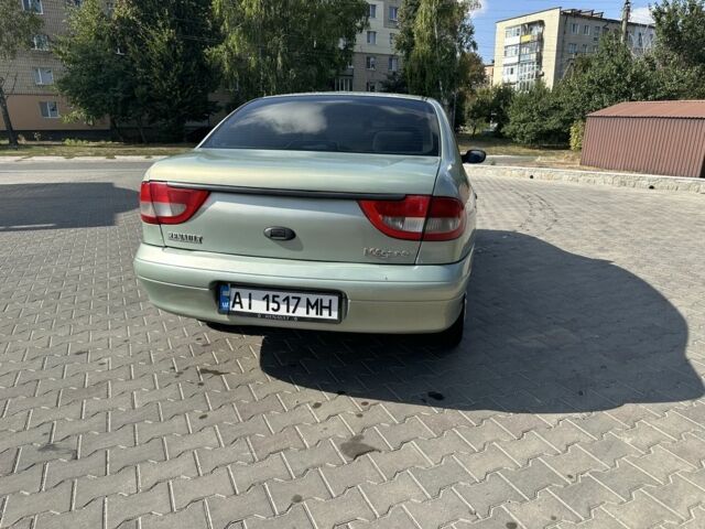 Зеленый Рено Меган, объемом двигателя 1.4 л и пробегом 320 тыс. км за 2350 $, фото 4 на Automoto.ua