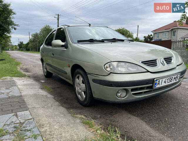 Зеленый Рено Меган, объемом двигателя 1.6 л и пробегом 340 тыс. км за 2700 $, фото 3 на Automoto.ua