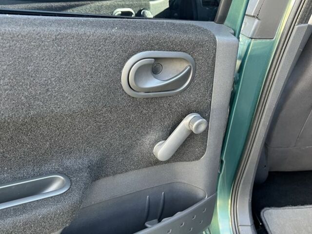 Зелений Рено Меган, об'ємом двигуна 1.4 л та пробігом 258 тис. км за 3800 $, фото 9 на Automoto.ua