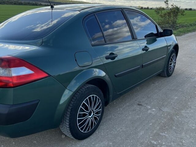 Зелений Рено Меган, об'ємом двигуна 1.4 л та пробігом 258 тис. км за 3800 $, фото 3 на Automoto.ua