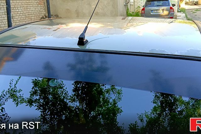 Зеленый Рено Меган, объемом двигателя 1.4 л и пробегом 344 тыс. км за 2700 $, фото 4 на Automoto.ua