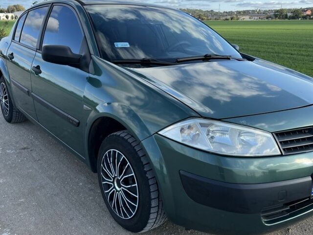 Зелений Рено Меган, об'ємом двигуна 1.4 л та пробігом 258 тис. км за 3800 $, фото 18 на Automoto.ua