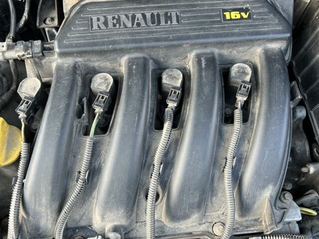 Зелений Рено Меган, об'ємом двигуна 1.4 л та пробігом 258 тис. км за 3800 $, фото 8 на Automoto.ua