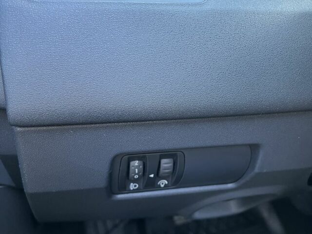 Зелений Рено Меган, об'ємом двигуна 1.4 л та пробігом 258 тис. км за 3800 $, фото 22 на Automoto.ua