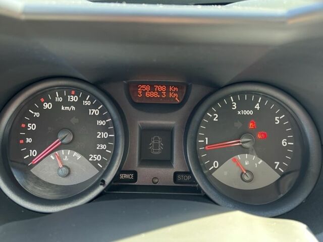 Зелений Рено Меган, об'ємом двигуна 1.4 л та пробігом 258 тис. км за 3800 $, фото 15 на Automoto.ua