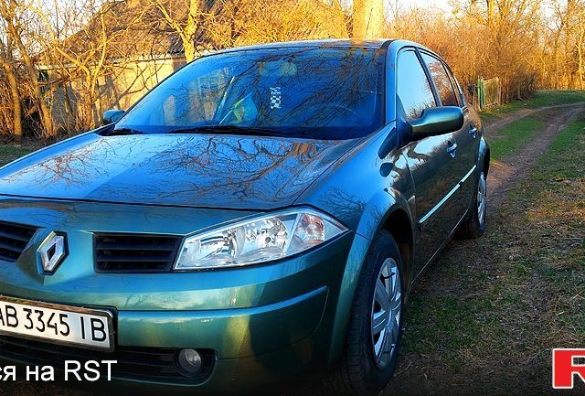 Зеленый Рено Меган, объемом двигателя 1.9 л и пробегом 320 тыс. км за 4800 $, фото 3 на Automoto.ua