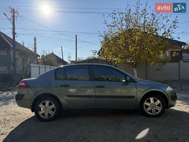Зелений Рено Меган, об'ємом двигуна 1.6 л та пробігом 307 тис. км за 4000 $, фото 3 на Automoto.ua