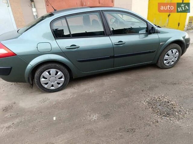 Зелений Рено Меган, об'ємом двигуна 1.39 л та пробігом 240 тис. км за 3700 $, фото 19 на Automoto.ua