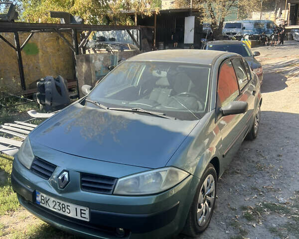 Зеленый Рено Меган, объемом двигателя 1.39 л и пробегом 320 тыс. км за 3500 $, фото 1 на Automoto.ua