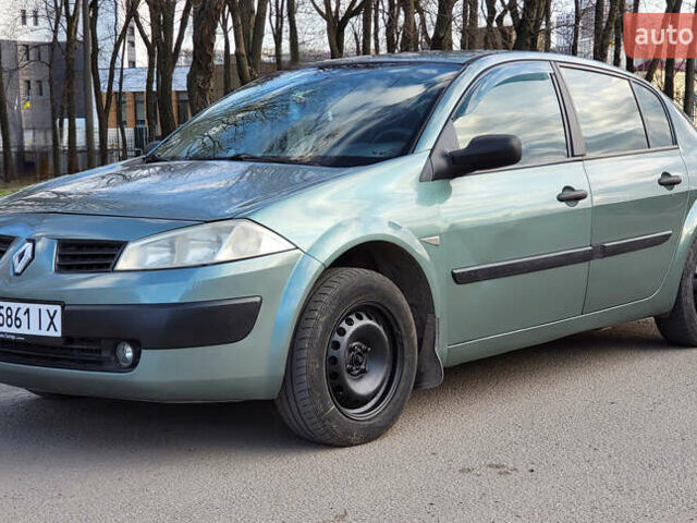 Зеленый Рено Меган, объемом двигателя 1.4 л и пробегом 354 тыс. км за 2900 $, фото 2 на Automoto.ua
