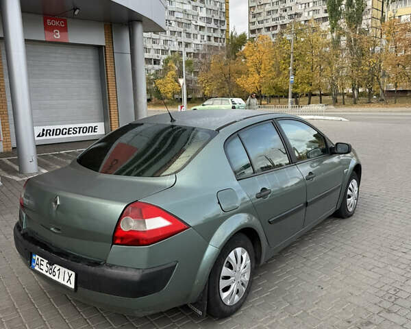 Рено Меган 2004 в Днепре (Днепропетровске) на Automoto.ua Зеленый Рено Меган, объемом двигателя 1.39 л и пробегом 373 тыс. км за 2650 $, фото 4 на Automoto.ua