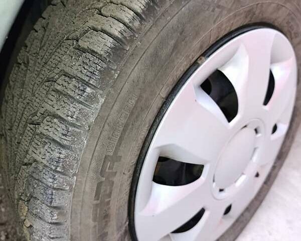 Зелений Рено Меган, об'ємом двигуна 1.39 л та пробігом 240 тис. км за 3700 $, фото 9 на Automoto.ua