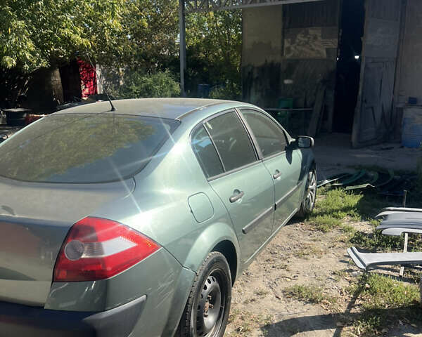 Зеленый Рено Меган, объемом двигателя 1.39 л и пробегом 320 тыс. км за 3500 $, фото 3 на Automoto.ua