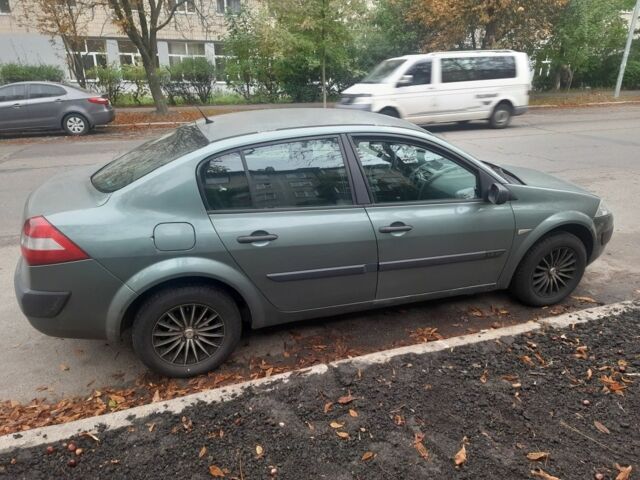 Зелений Рено Меган, об'ємом двигуна 1.6 л та пробігом 312 тис. км за 3200 $, фото 1 на Automoto.ua