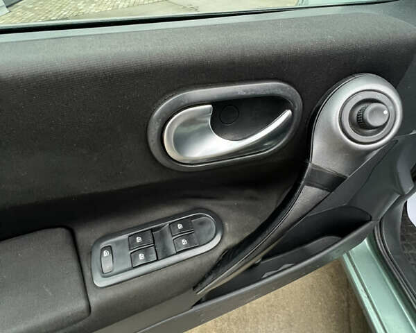 Зеленый Рено Меган, объемом двигателя 1.6 л и пробегом 226 тыс. км за 3700 $, фото 19 на Automoto.ua