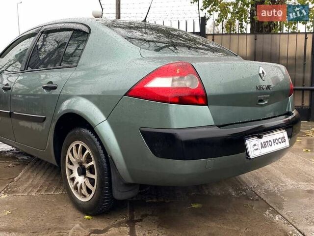 Зелений Рено Меган, об'ємом двигуна 1.39 л та пробігом 240 тис. км за 4790 $, фото 7 на Automoto.ua