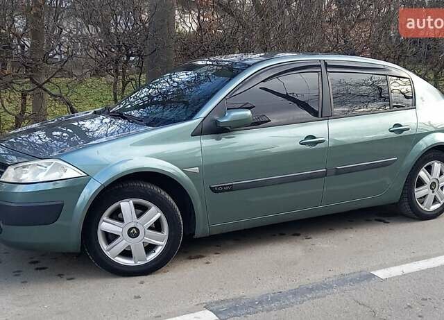 Зеленый Рено Меган, объемом двигателя 1.6 л и пробегом 271 тыс. км за 5300 $, фото 4 на Automoto.ua