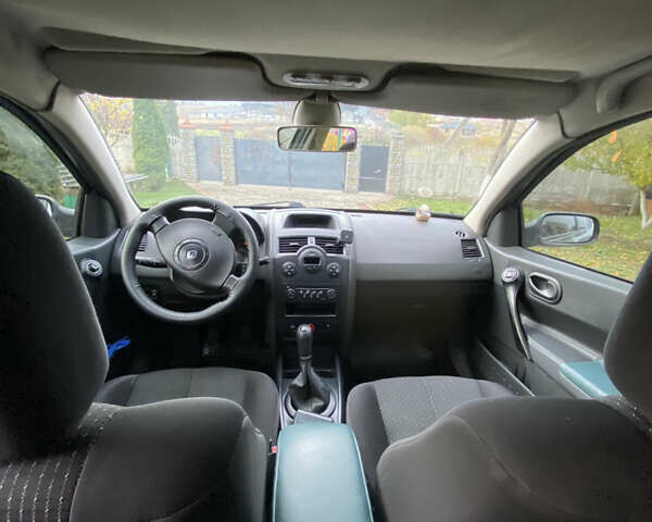 Зелений Рено Меган, об'ємом двигуна 1.6 л та пробігом 270 тис. км за 4500 $, фото 6 на Automoto.ua