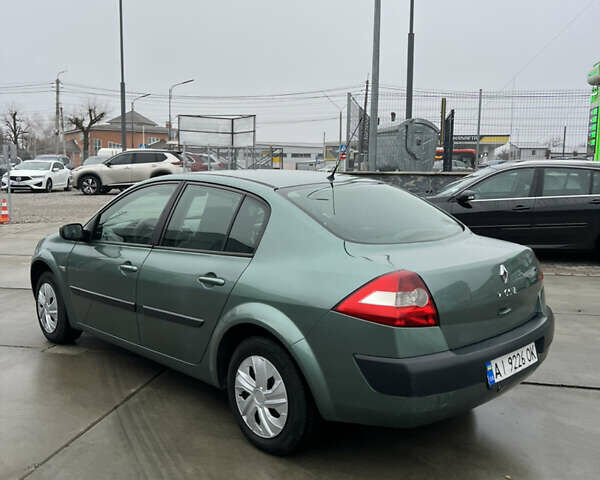 Зеленый Рено Меган, объемом двигателя 1.6 л и пробегом 226 тыс. км за 3700 $, фото 5 на Automoto.ua