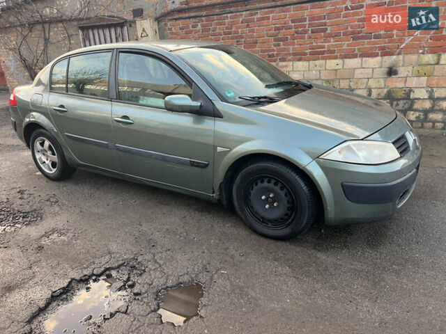 Зелений Рено Меган, об'ємом двигуна 1.6 л та пробігом 220 тис. км за 1350 $, фото 4 на Automoto.ua