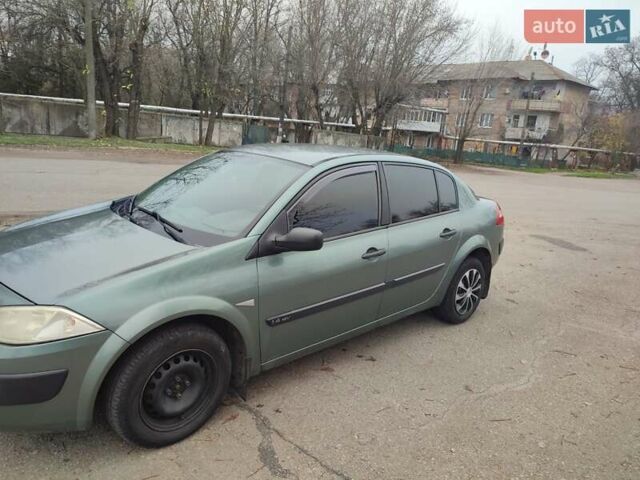 Зеленый Рено Меган, объемом двигателя 1.4 л и пробегом 178 тыс. км за 4000 $, фото 2 на Automoto.ua
