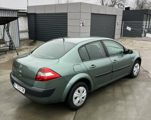 Зеленый Рено Меган, объемом двигателя 1.6 л и пробегом 226 тыс. км за 3700 $, фото 11 на Automoto.ua